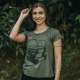 Camiseta Gatinho Livros Viscolycra Verde Militar Valentina T-shirt